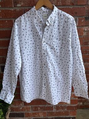 ROWN Winter Ski Lodge Scene Button Down Shirt